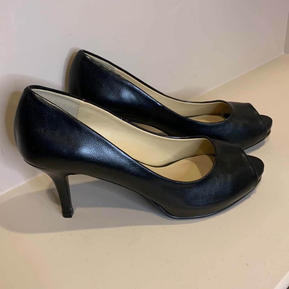 NEW Cityclassified Open Toe Heels